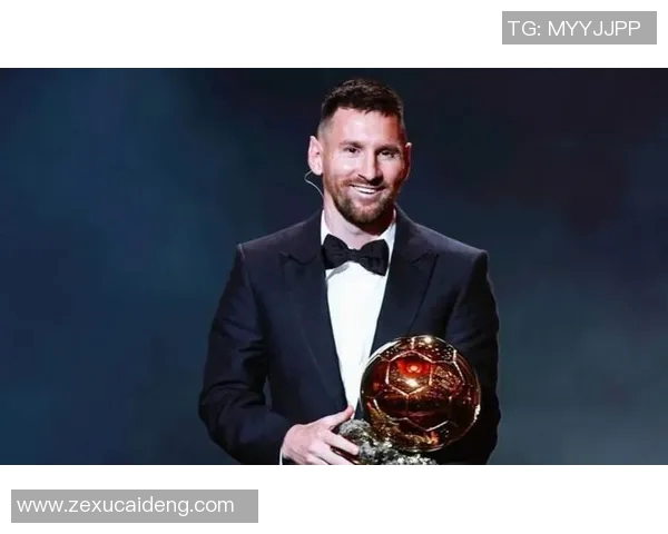 哪个足球明星的斜视眼最具魅力与个性引发球迷热议